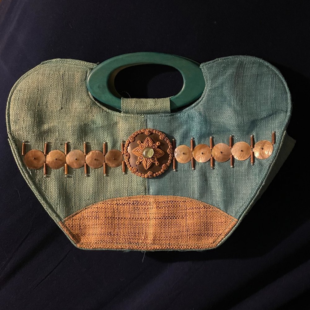 Summer Tote Bag with Eunique Front design- Wooden Handles -Inside Zipper-